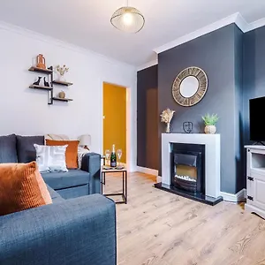 Stylish City-centre Home: Comfort For 6 Holiday home